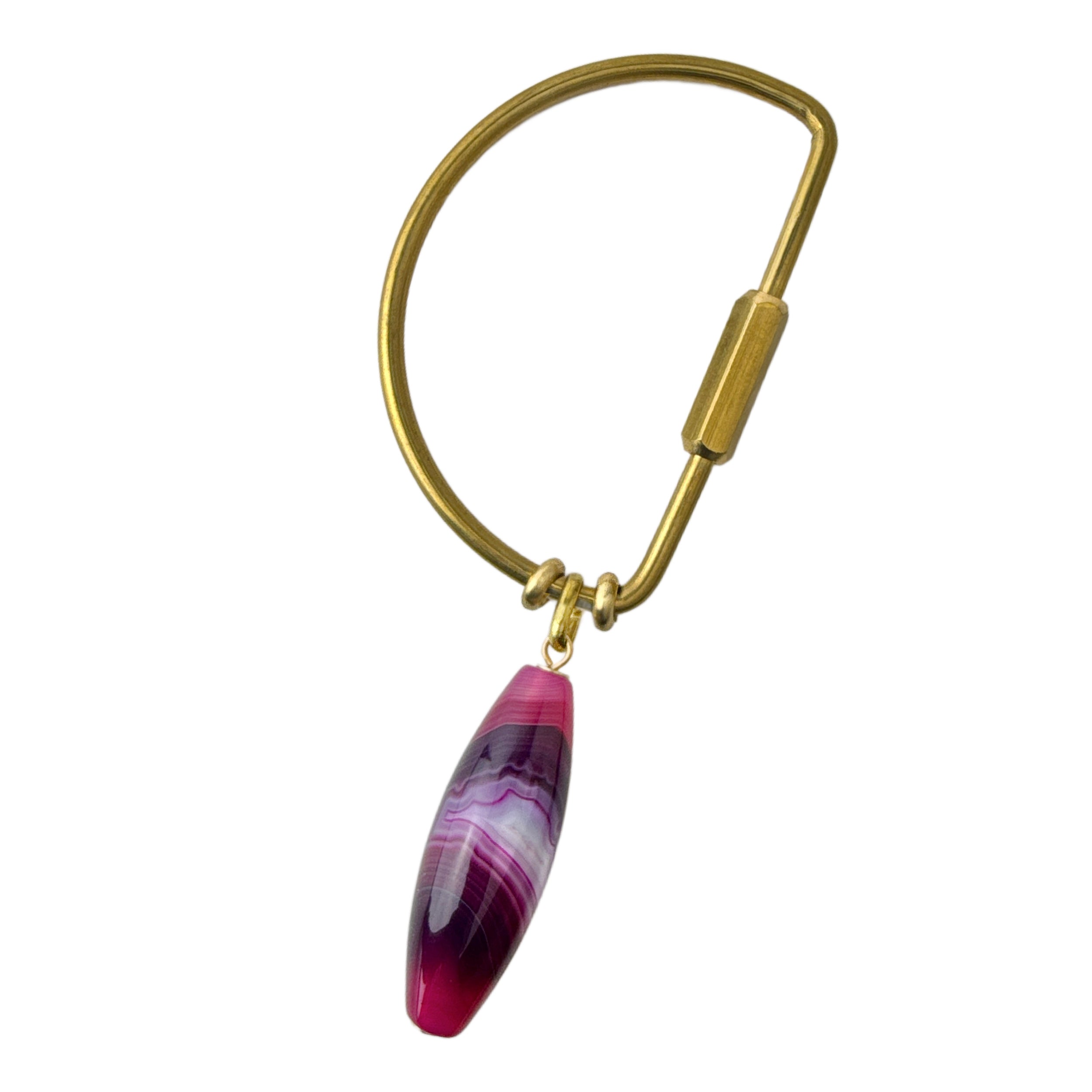 Gemstone Keyring | Rock & Key – D-Style Carabiner Pink (sardonyx agate stone) – A handcrafted key ring by Alysian.