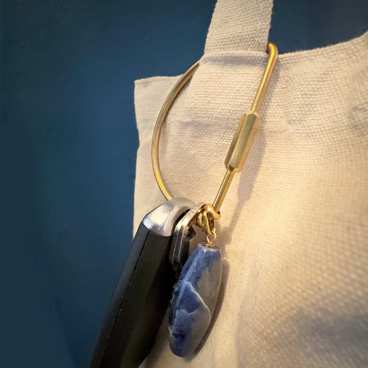 Rock & Key D-Style Carabiner