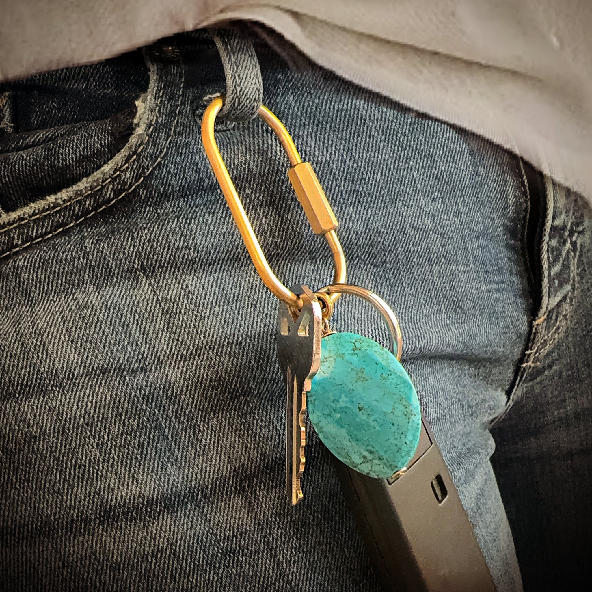 Gemstone Keyring | Rock & Key – Oval Carabiner – A handcrafted key ring by Alysian.