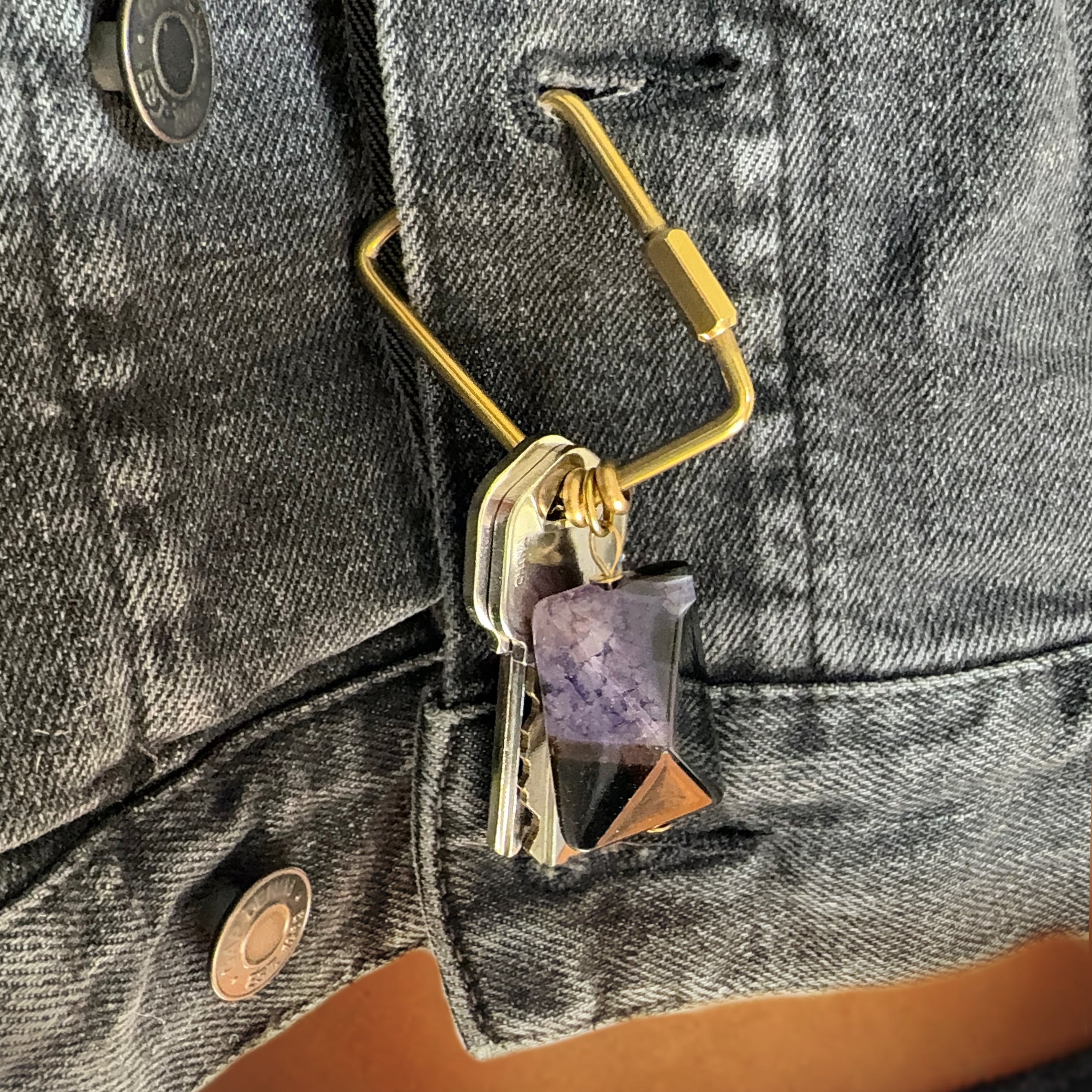Fire Agate Keyring – Rock & Key | Trapezoid Carabiner – A handcrafted key ring by Alysian.