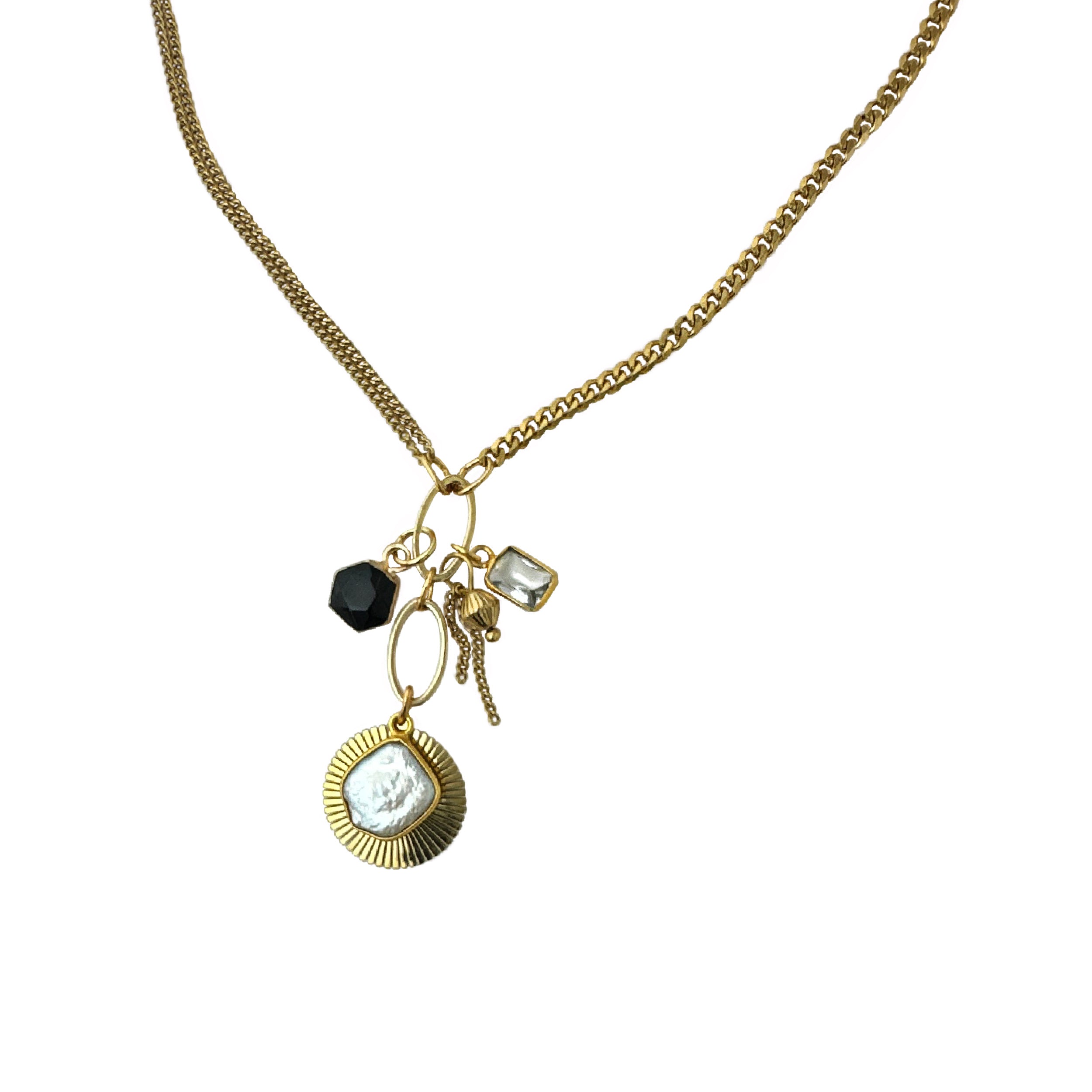 Kinley Cluster Pendant Necklace – A handcrafted necklace by Alysian.