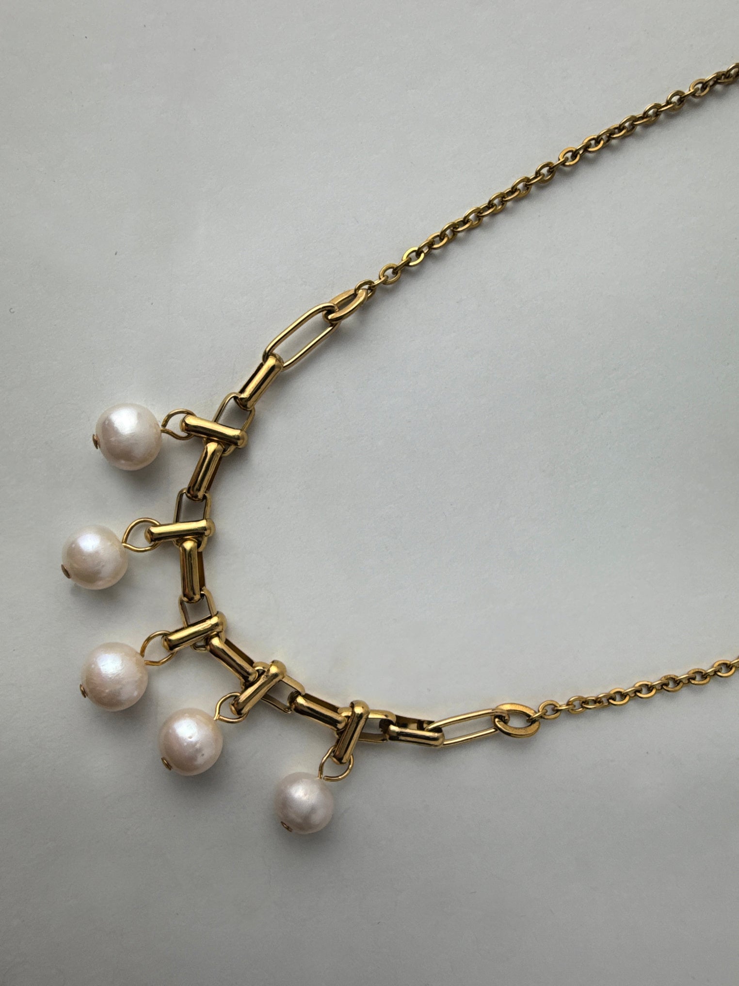 Brienne Necklace – A handcrafted necklace by Alysian.