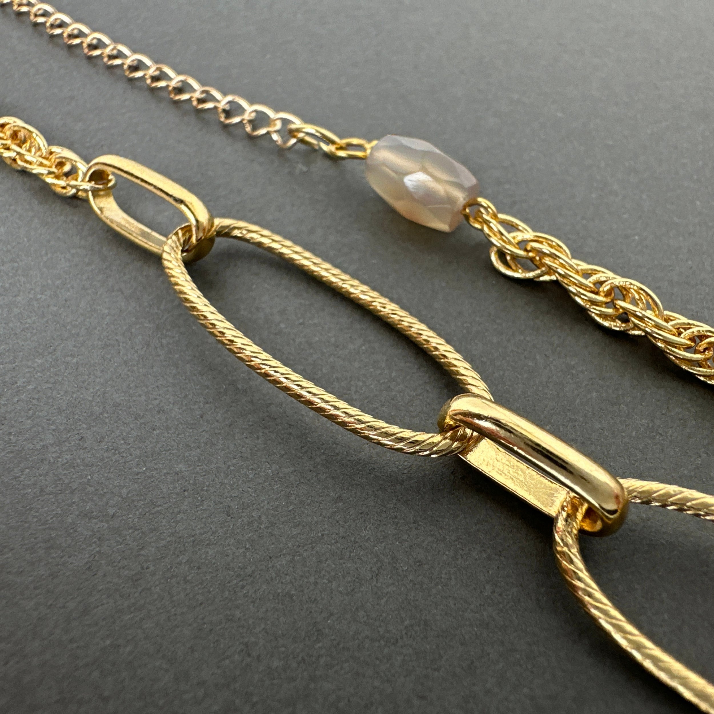 Lenna Link Necklace – A handcrafted necklace by Alysian.