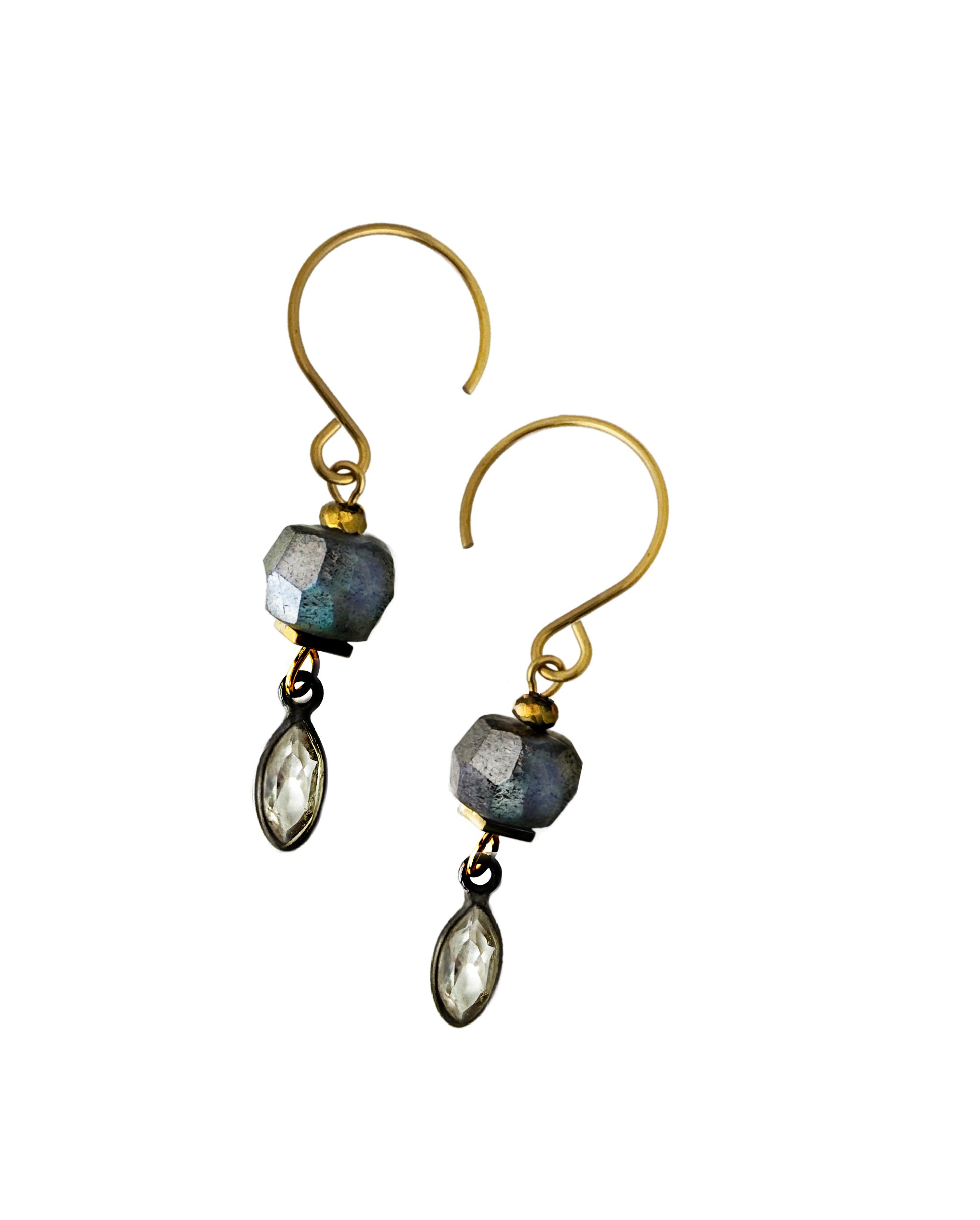 Marlenn Labradorite Earring – A handcrafted earrings by Alysian.