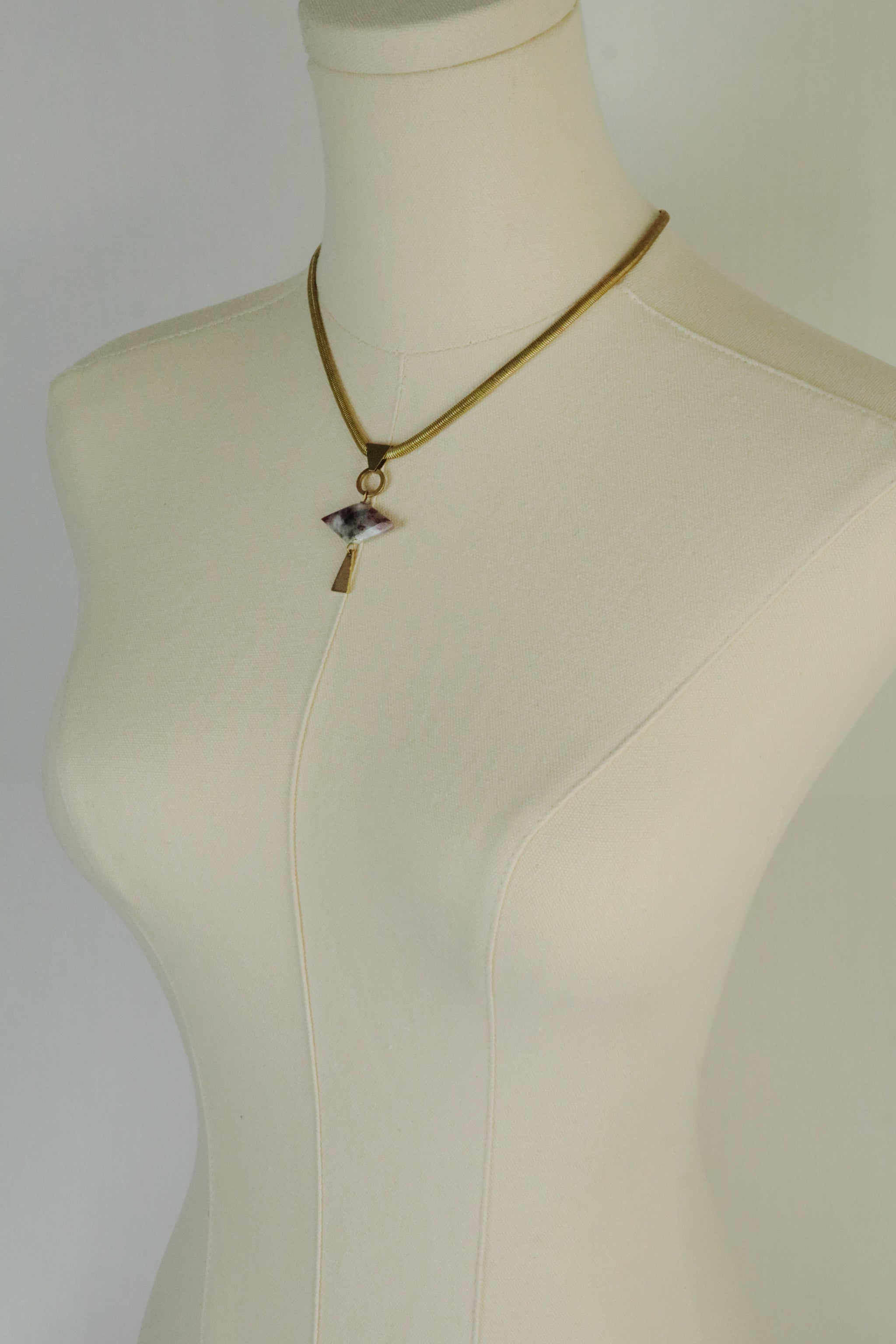 Neith Pendant Necklace – A handcrafted necklace by Alysian.