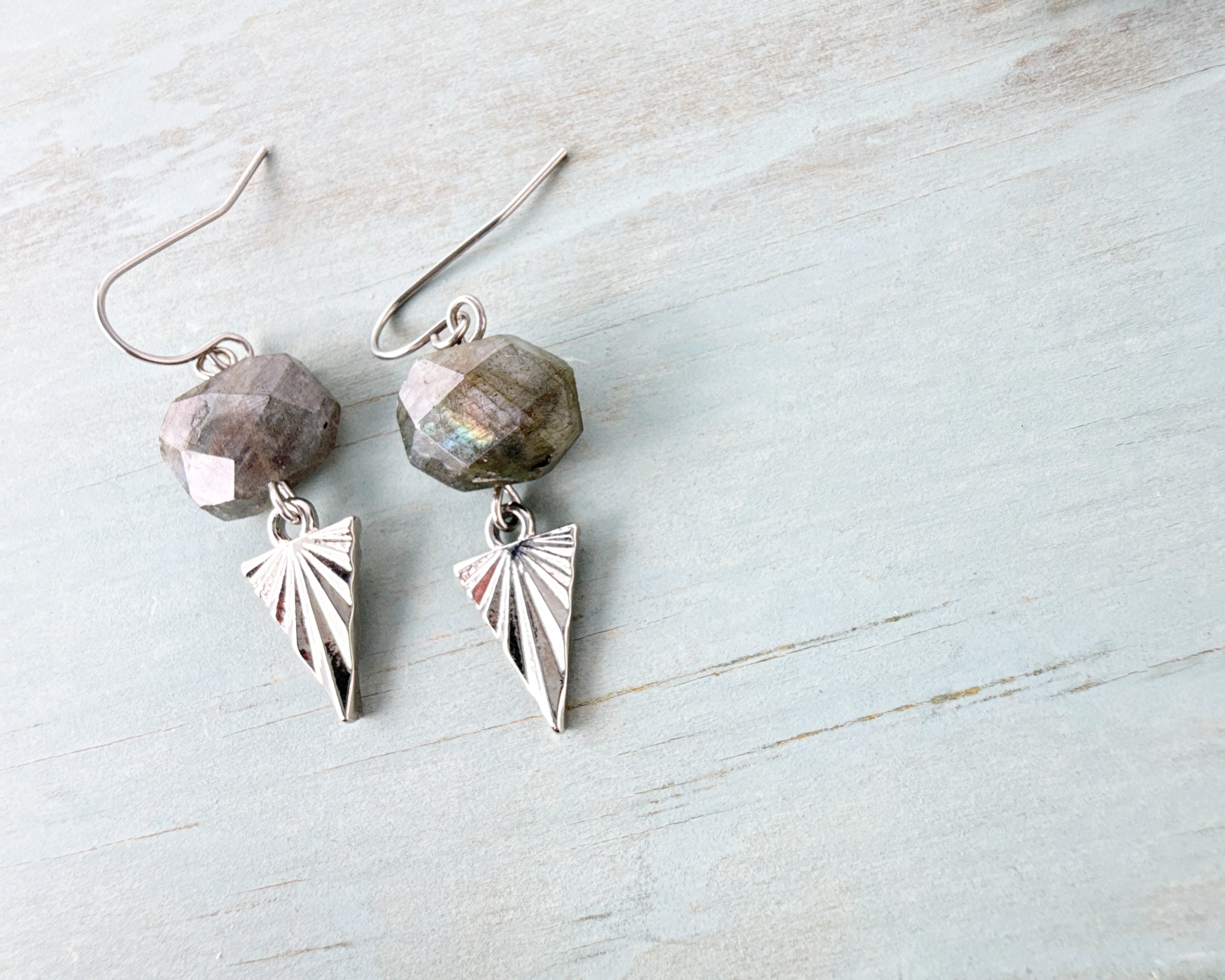 Reina Labradorite Earring – A handcrafted earring by Alysian.