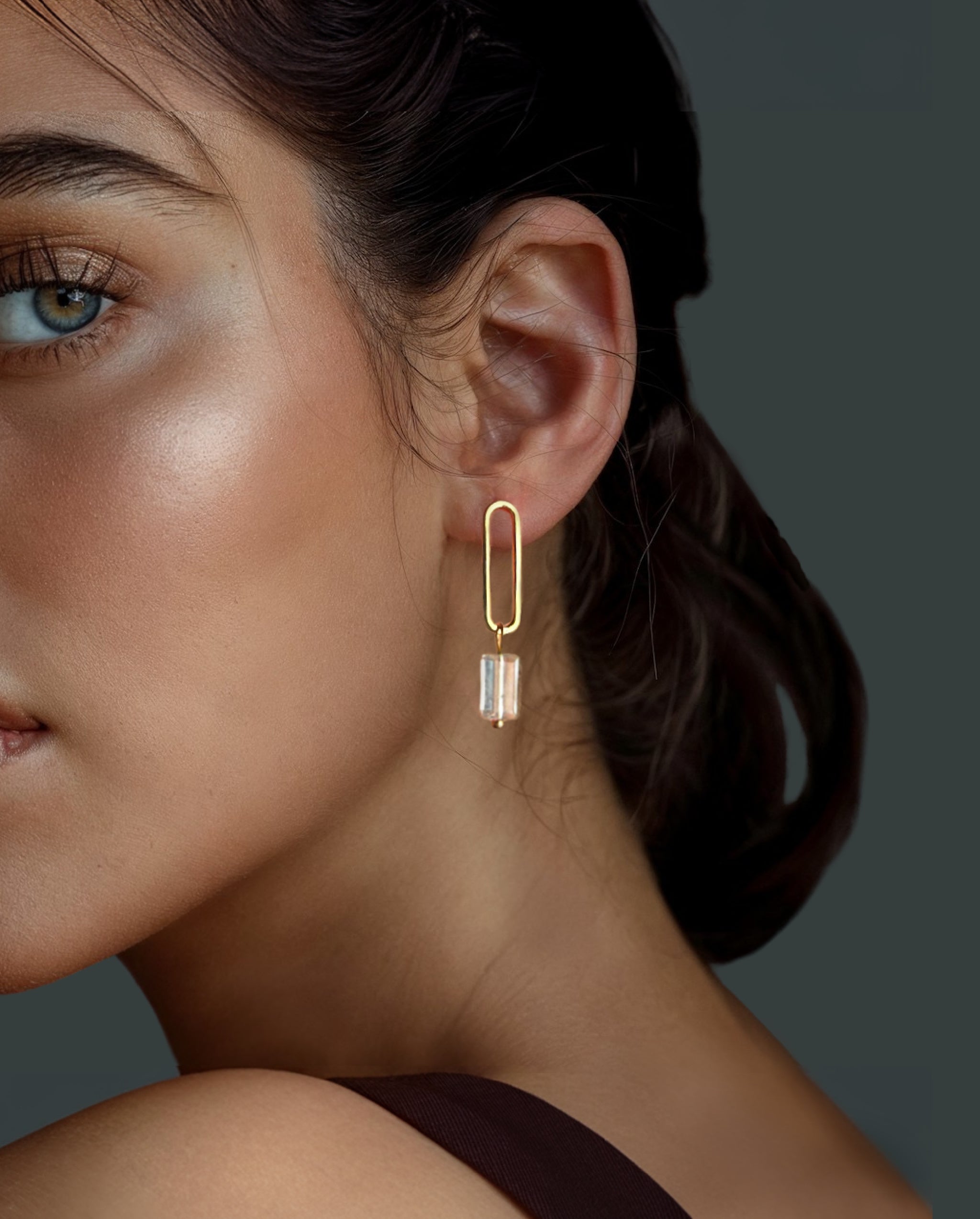 Tanis Quartz Earring – A handcrafted earrings by Alysian.