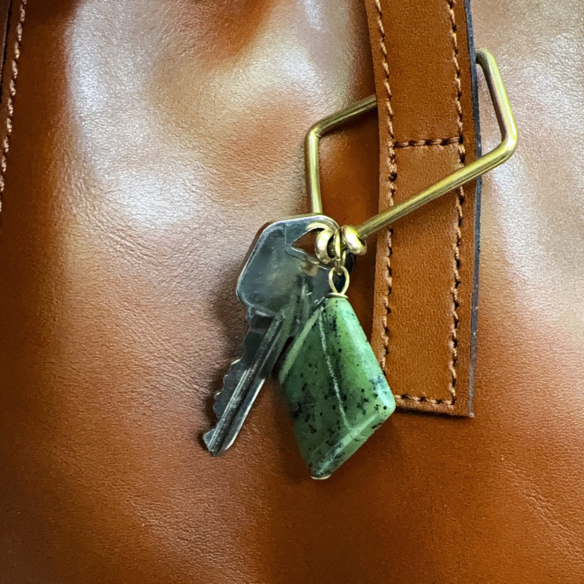 Gemstone Keyring | Rock &amp; Key – Trapezoid Carabiner – A handcrafted key ring by Alysian.
