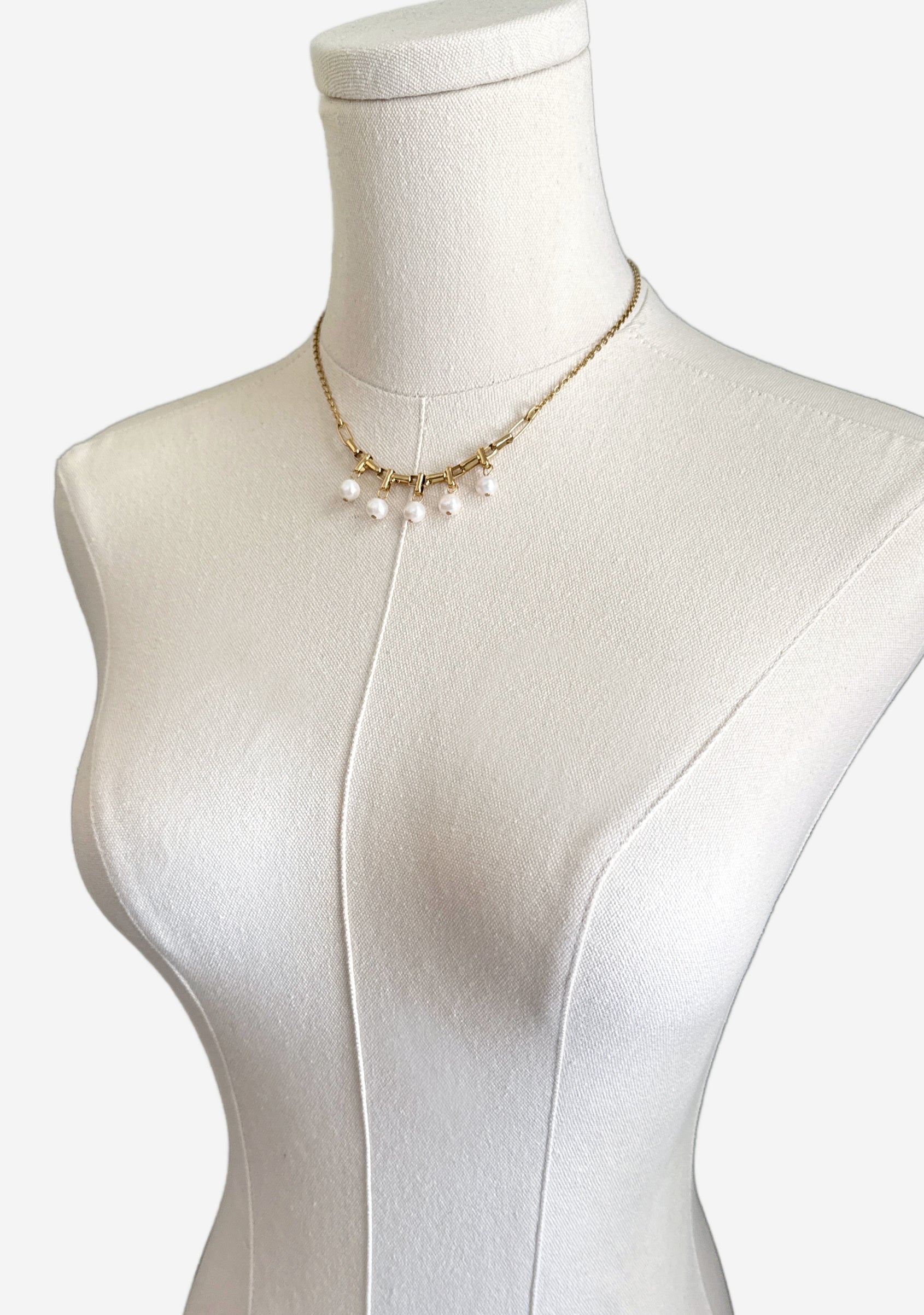 Brienne Necklace – A handcrafted necklace by Alysian.