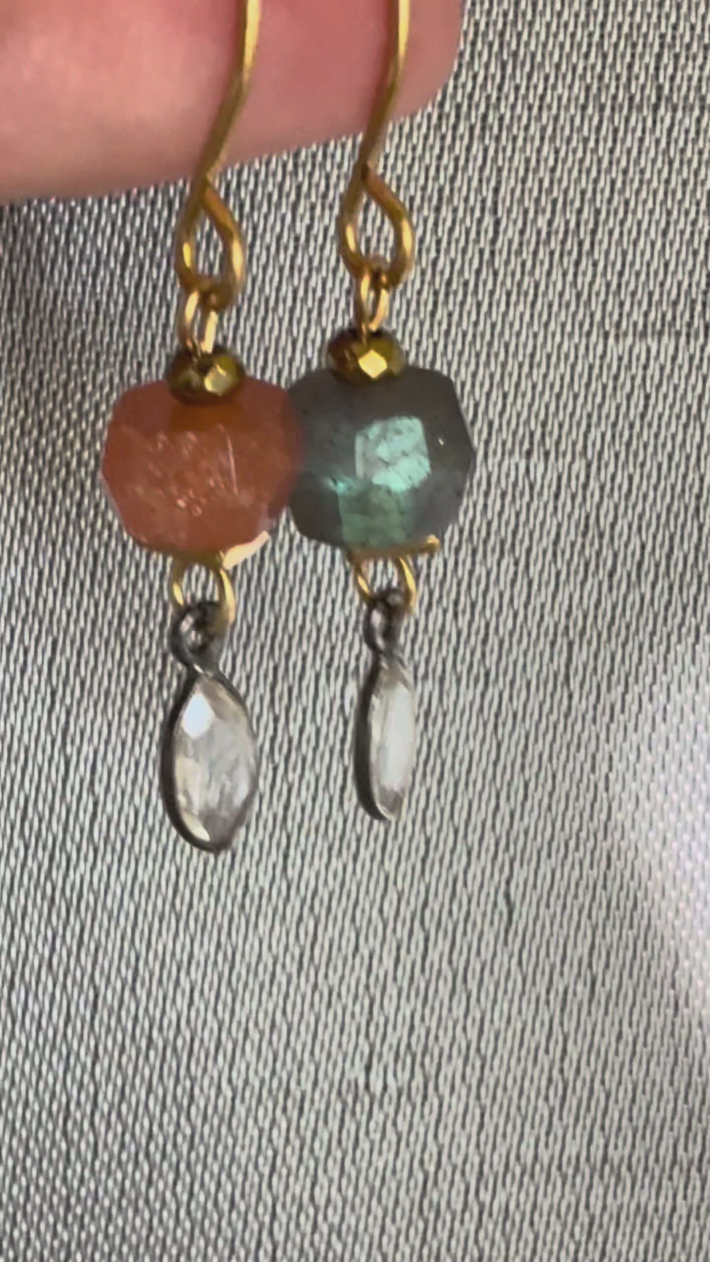 Marlenn Earring - Labradorite