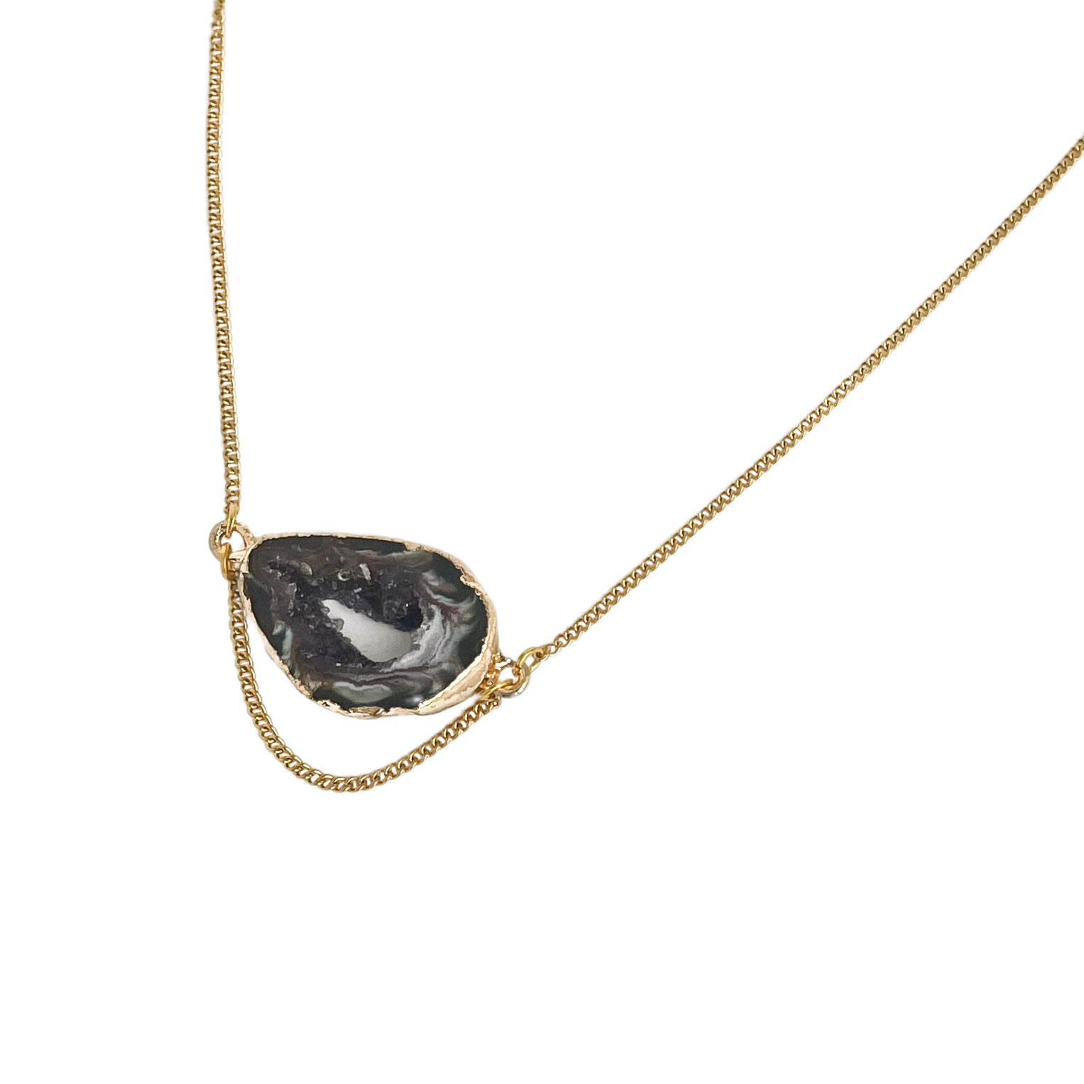 Carli Agate Pendant Necklace – A handcrafted necklace by Alysian.